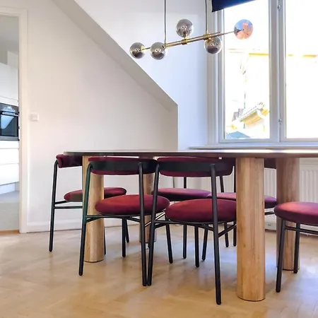 Perfect In Superb Location By Stroget, The Metro & Attractions *