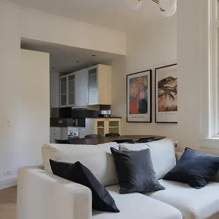 Perfect In Superb Location By Stroget, The Metro & Attractions *