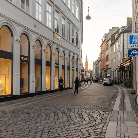 Perfect In Superb Location By Stroget, The Metro & Attractions Apartment Copenhagen