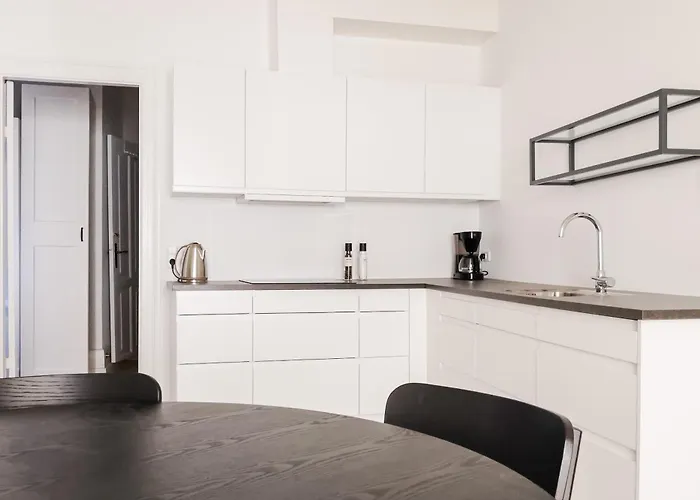 Perfect In Superb Location By Stroget, The Metro & Attractions *