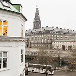 Perfect In Superb Location By Stroget, The Metro & Attractions דירה