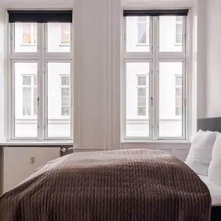 Perfect In Superb Location By Stroget, The Metro & Attractions *